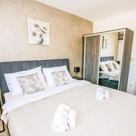 Paula By Interhome Villa *
