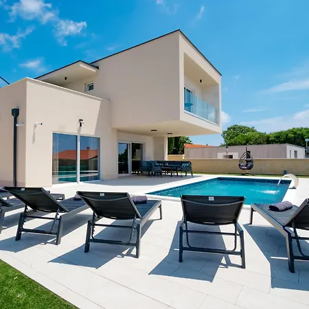 Paula By Interhome Villa *