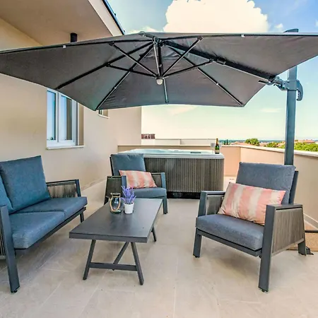 Paula By Interhome Villa Pula